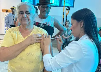 Campanha de vacinação no Complexo Santo Antônio atendeu mais de 200 pessoas