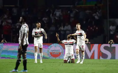 Nikão garante vitória do São Paulo sobre o Ceará na Sul-Americana