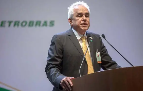 Ex-presidente da Petrobras diz a blog que Bolsonaro queria impor diretores